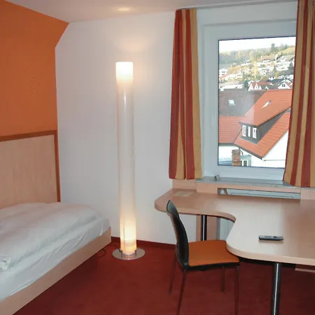 ホテル Landgasthof Hirsch 3*