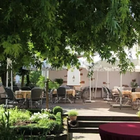 ホテル Landgasthof Hirsch