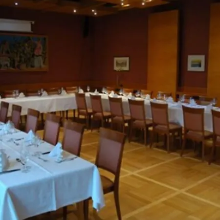 Landgasthof Hirsch レムスハルデン