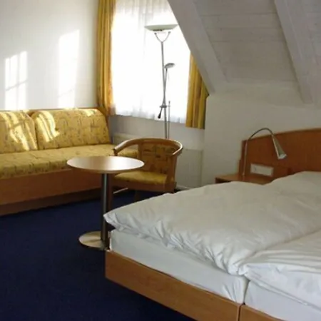 Landgasthof Hirsch 3*