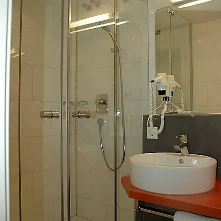 Landgasthof Hirsch Hotel 3*