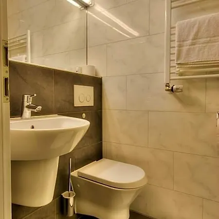 Landgasthof Hirsch Hotel 3*